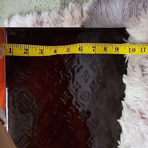 Authentic Louis Vuitton 0Monogram Vernis business handbag - Picture 8 of 8